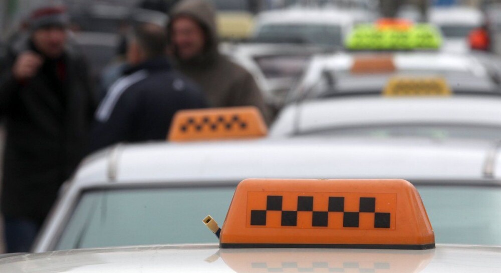 Лицензия на такси или перевозку пассажиров легковыми автомобилями ( UBER / UKLON / BOLT)