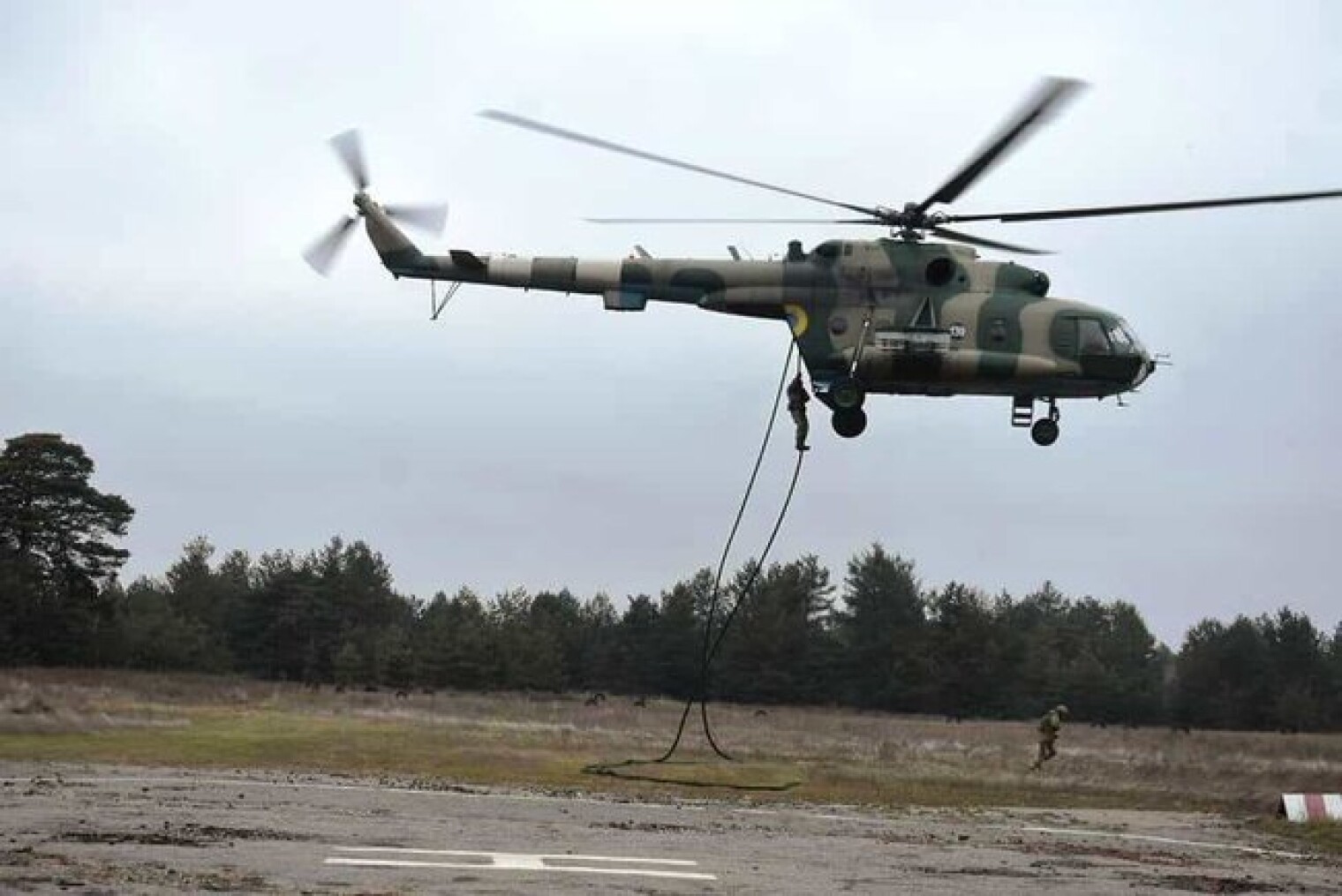 Фото пограничного вертолета