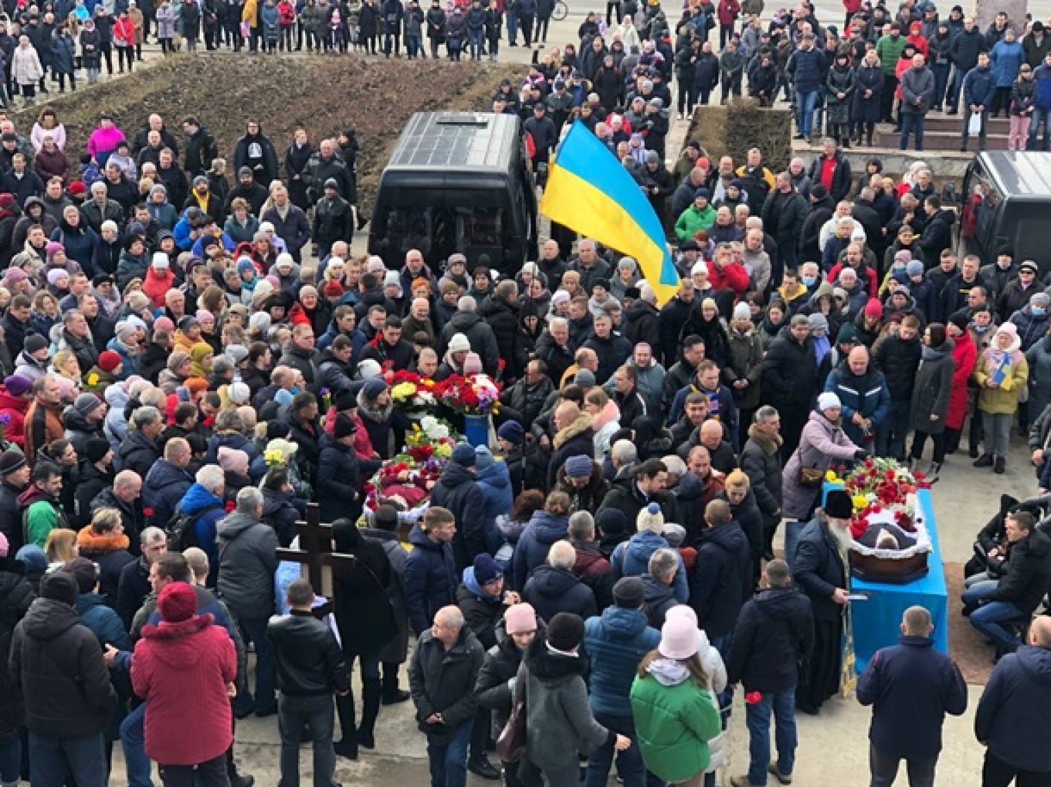 Новости сегодня. Люди в городе. Простились с погибшими на Украине 2022.