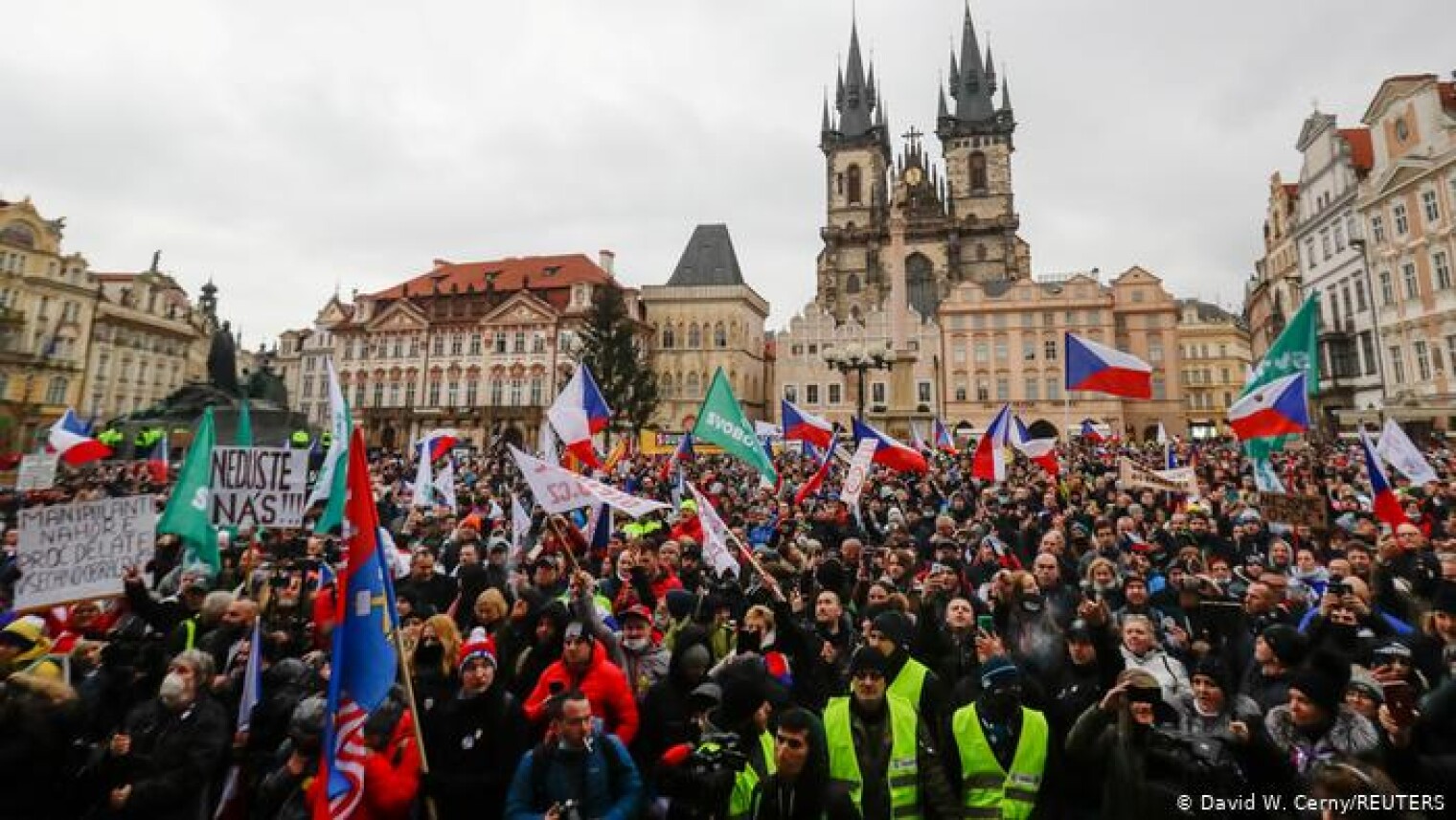 События в европе. Митинги в Чехии 2022. Митинг в Праге 2022. Прага митинг 2021. Прага митинг на Вацлавской площади.