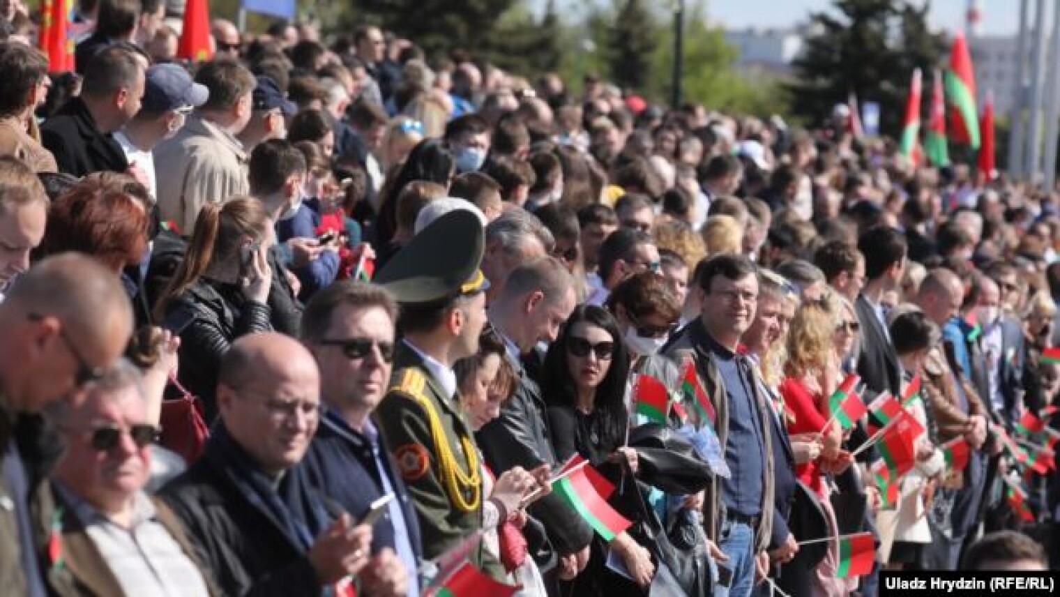 Во сколько завтра парад в минске