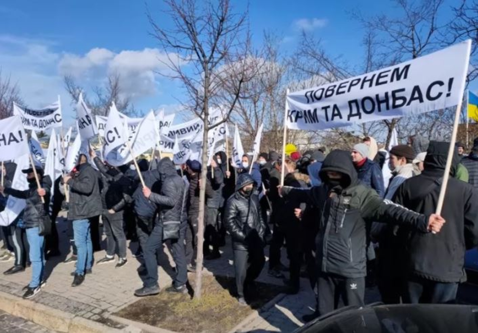 Пресса украины. Майдан 2014 протестующие. Активисты Майдана националисты. Митинг картинки. Майдан митинг.