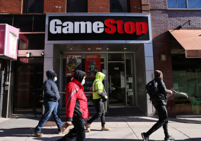 Магазин GameStop в Бруклине, Нью-Йорк, 28 января 2021 года