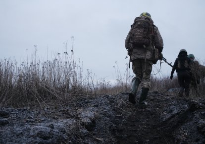 Украинские военнослужащие 68-й егерской бригады выполняют боевые задачи в Покровском районе