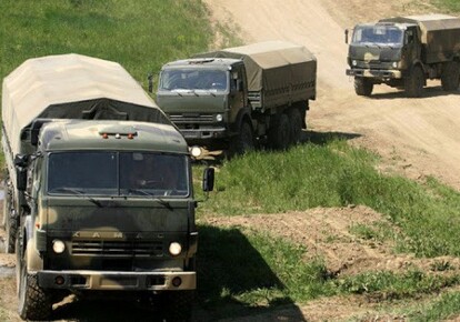 Российские грузовики на Донбассе (иллюстративное фото)