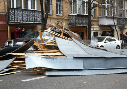 Наслідки урагану в Києві. Фото: УНІАН