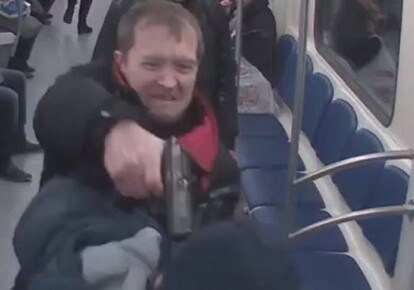 Столкновение поездов в московском метро попало на видео: Происшествия: Россия: chelmass.ru