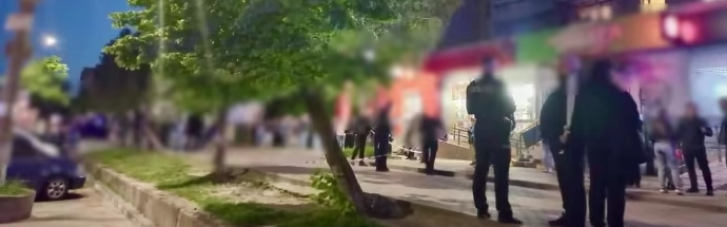 В центре Броваров мужчина бросил гранату в полицейского: есть раненые