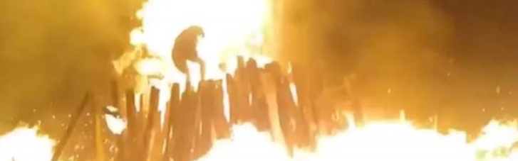 У Коростені на святкуванні Купала вибухнула ватра з піротехнікою: є постраждалі (ФОТО, ВІДЕО)