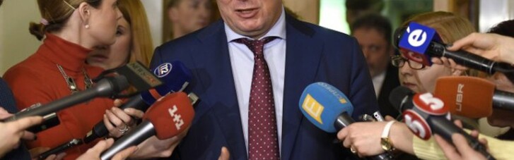 Луценко: на депутатів зійшов розум і вони затвердили кандидатуру прем'єра