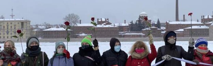 В Росії відновилися акції протесту, кількох людей затримали (ФОТО, ВІДЕО)