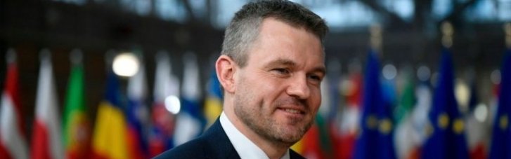 "Сусідські дебати": Зеленський зустрівся з новим президентом Словаччини