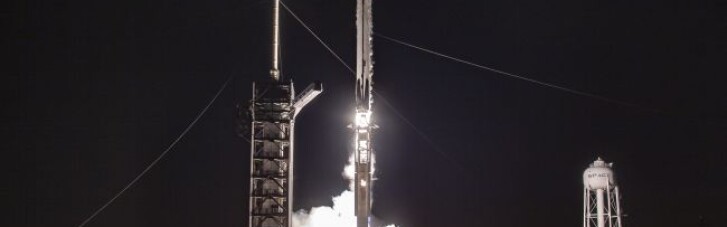 SpaceX запустила нову партію супутників ракетою Falcon 9 (ВІДЕО)