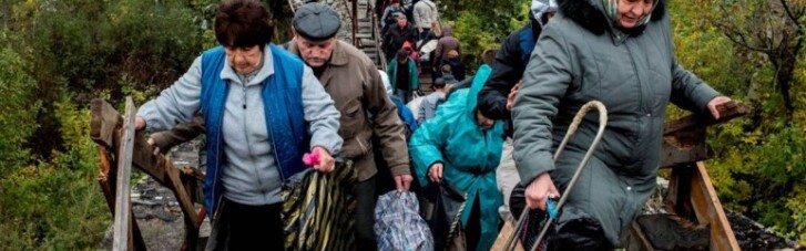 Жахи деокупації. Відправляти пенсії на Донбас, а Донбас – на пенсію