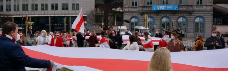 Протягом 10 днів у білоруських журналістів влаштували понад 60 обшуків