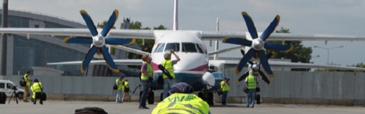 Від блокнота до фотокамери. Як стати мисливцем за літаками