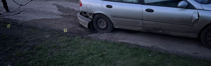 На Харьковщине мужчина бросил гранату во двор и под автомобиль односельчан: подробности происшествия