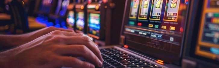 Кабмин запретил рекламу азартных игр и букмекерских контор