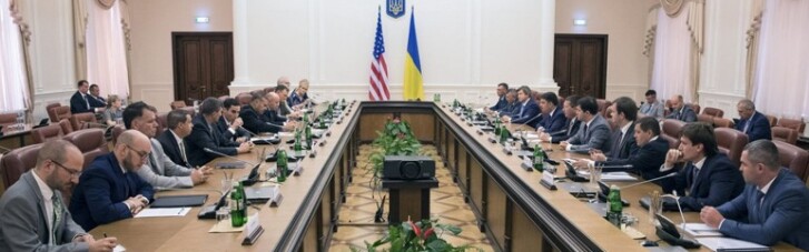 Американські митники завершили роботу в Україні — Гройсман