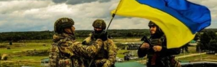 Українські військові скинули ворожу "ганчірку" з міськради Лимана та встановили український прапор (ВІДЕО)