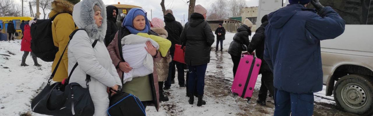 Эвакуация из Сум сегодня продолжится: в Офисе президента назвали время