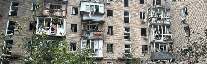 Росія поцілила по дитячому майданчику у Миколаєві: є вбиті та поранені (ФОТО)
