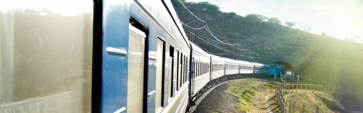 Великодні та травневі свята: УЗ запускає 11 додаткових потягів до Закарпаття