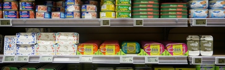 Краще їсти свіжими: які продукти менш корисні в консервованому вигляді