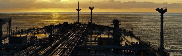 ВМС Греции вытеснили российские танкеры в порт Марокко для переливания нефти