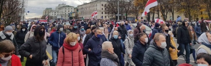 Протесты в Беларуси: силовики задержали члена Координационного совета