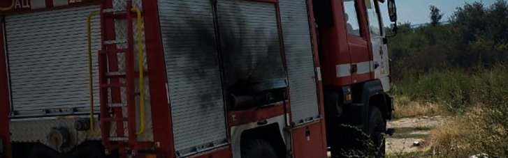 На Миколаївщині окупанти обстріляли рятувальників, які гасили пожежу (ФОТО)