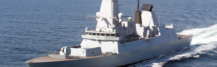 Предупредили об учениях, а не об обстреле: Британия потроллила россиян за инцидент с HMS Defender
