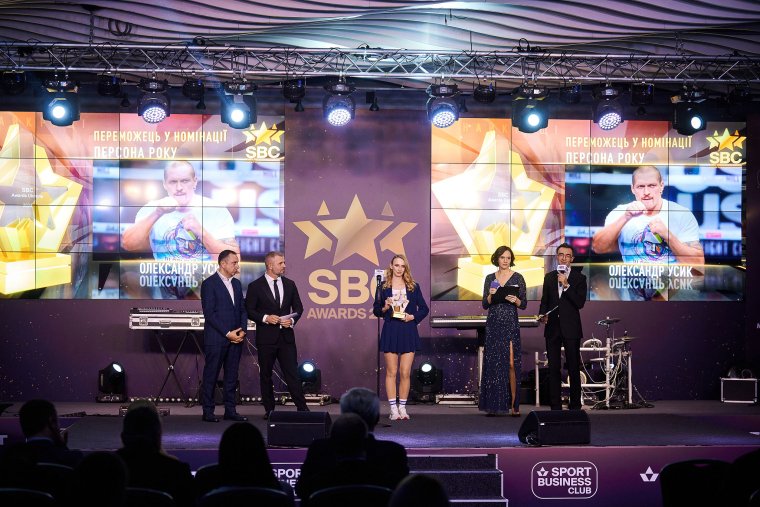 Александр Усик — "Спортсмен года" по версии SBC Ukraine Awards 2024