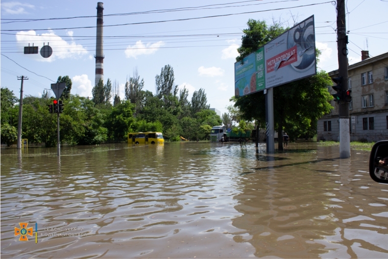 Затоплено деякі автошляхи