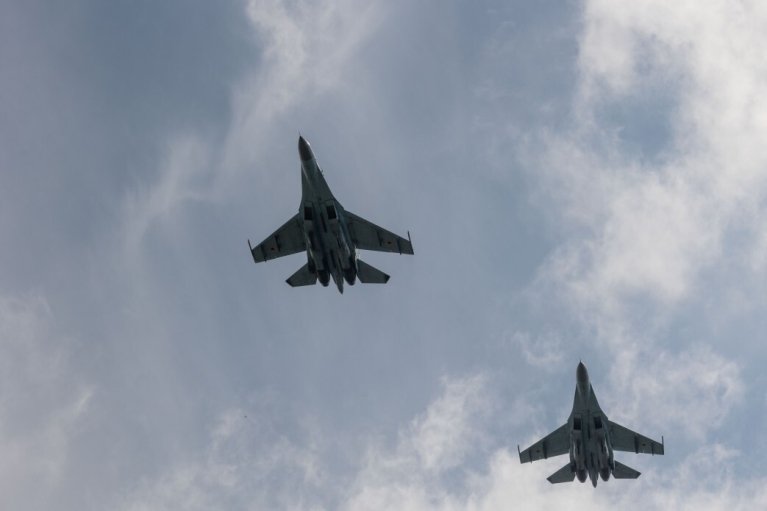 Нідерланди поставили Україні першу партію F-16