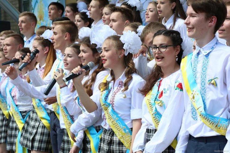 Повільне дорослішання. Яким буде перехід на 12-річну шкільну систему