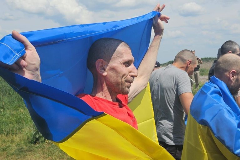 Из российского плена вернулись уже из плена 3310 украинцев, — Зеленский