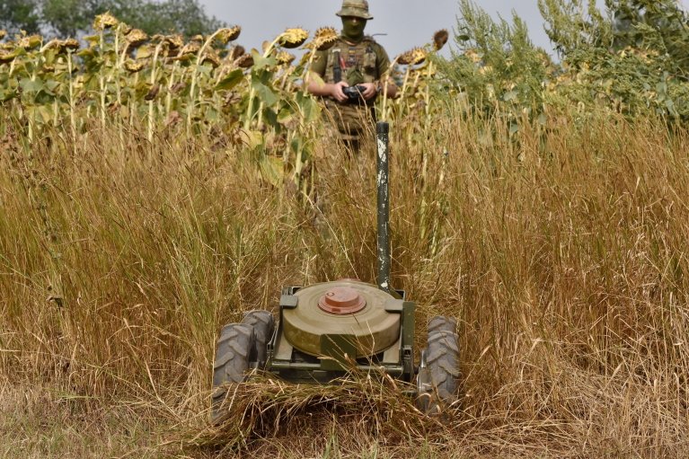 Сили оборони ліквідували 1130 російських окупантів та 6 танків за добу, — Генштаб