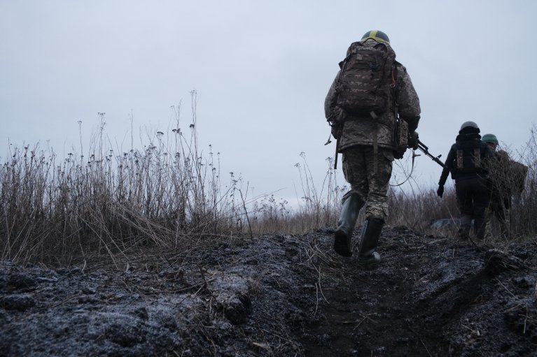 Сили оборони ліквідували 1250 російських окупантів та 4 танки за добу, — Генштаб