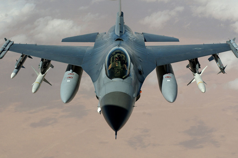 Кремль пригрозив бити по українських F-16, які зберігатимуться за кордоном