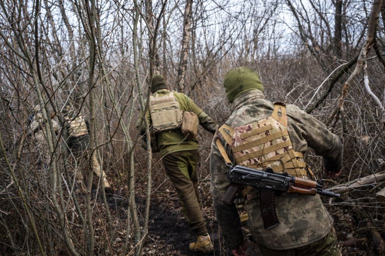 Сили оборони ліквідували 1510 російських окупантів та 8 танків за добу, — Генштаб