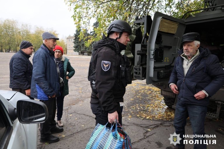 З початку року з двох громад Харківщини евакуювали майже 800 цивільних. Процес триває (ФОТО)