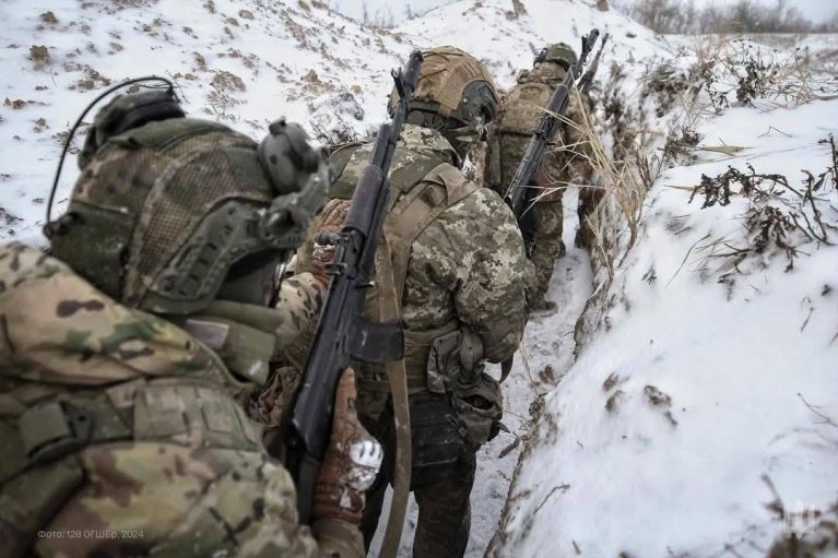 В течение 4 января зафиксировано на фронте 179 боевых столкновений, — Генштаб ВСУ